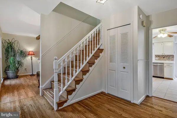 8714 ARLEY DR, Springfield, VA 22153