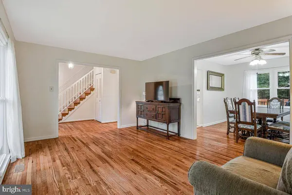 8714 ARLEY DR, Springfield, VA 22153