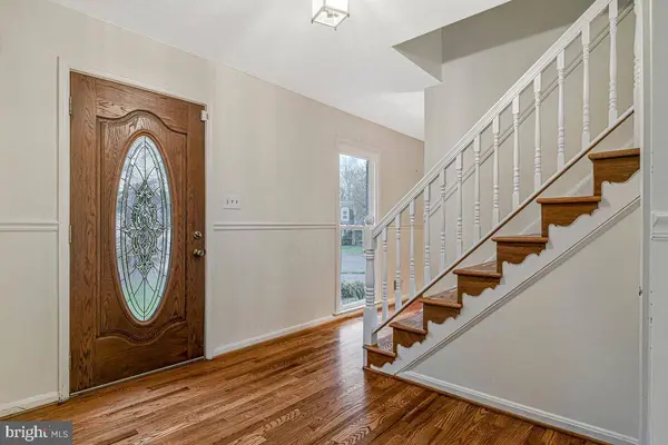 8714 ARLEY DR, Springfield, VA 22153