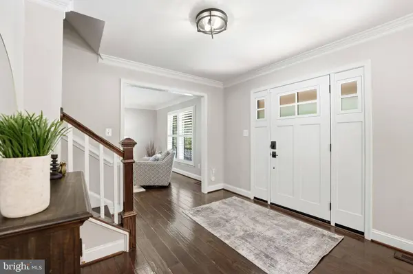 2638 OAKTON GLEN DR, Vienna, VA 22181