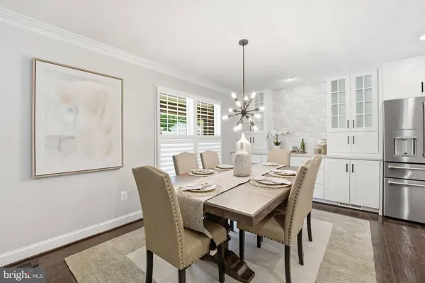 2638 OAKTON GLEN DR, Vienna, VA 22181