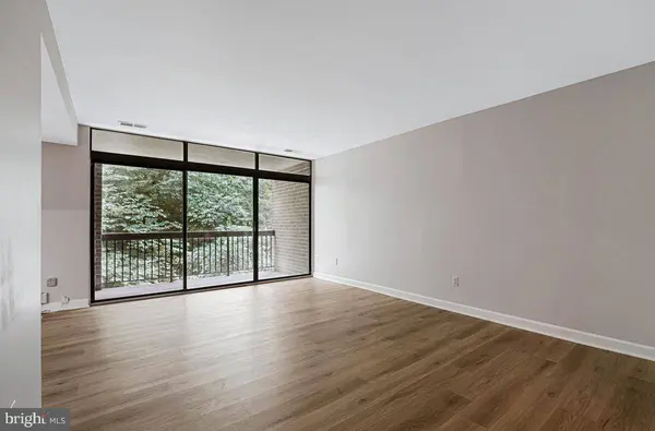 1663 PARKCREST CIR #5B/200, Reston, VA 20190
