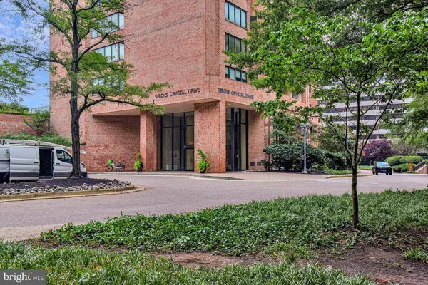 1805 CRYSTAL DR #807S, Arlington, VA 22202