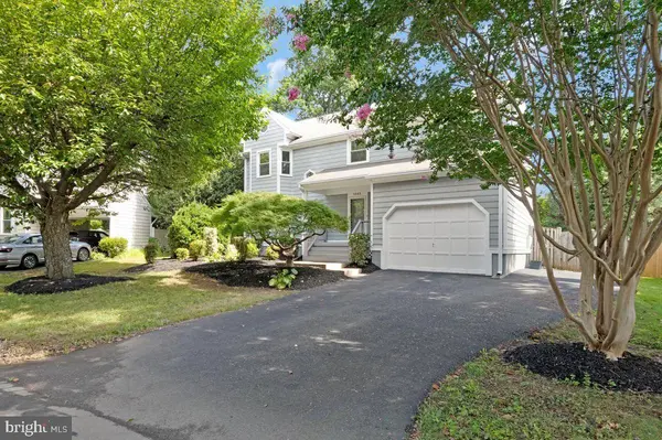 1543 HUNTING AVE, Mclean, VA 22102