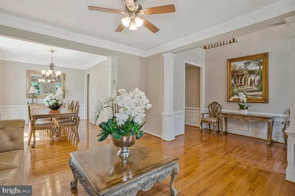 8185 PAPER BIRCH DR, Lorton, VA 22079