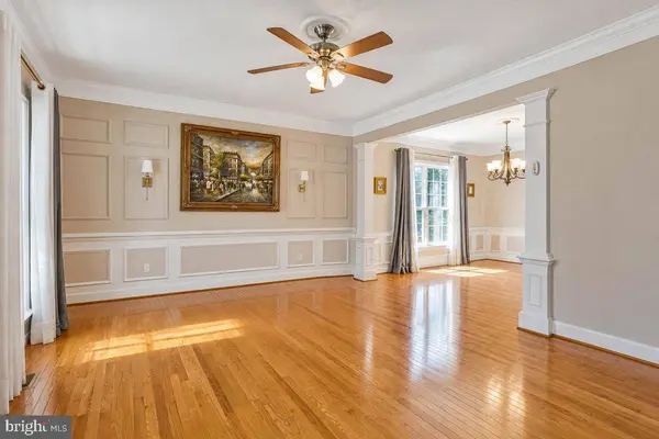 8185 PAPER BIRCH DR, Lorton, VA 22079