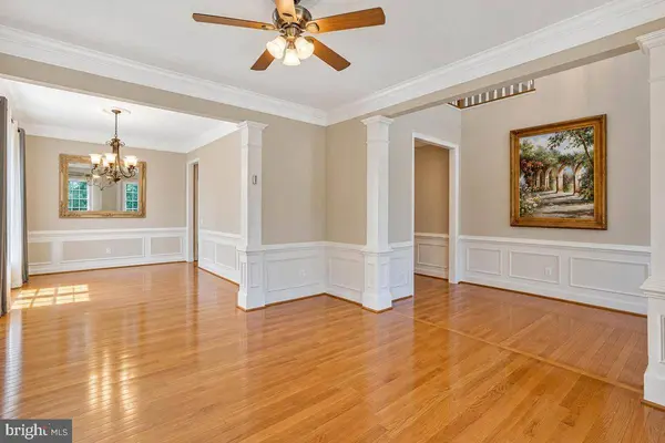 8185 PAPER BIRCH DR, Lorton, VA 22079