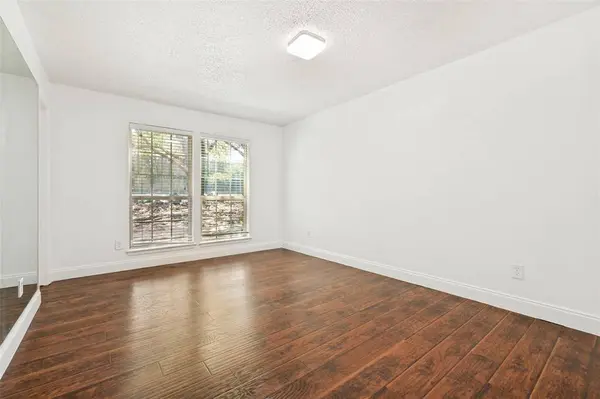 8560 Park Lane #136, Dallas, TX 75231