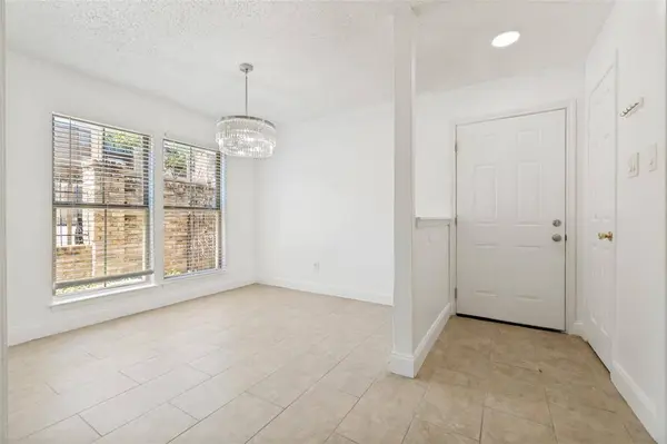 8560 Park Lane #136, Dallas, TX 75231