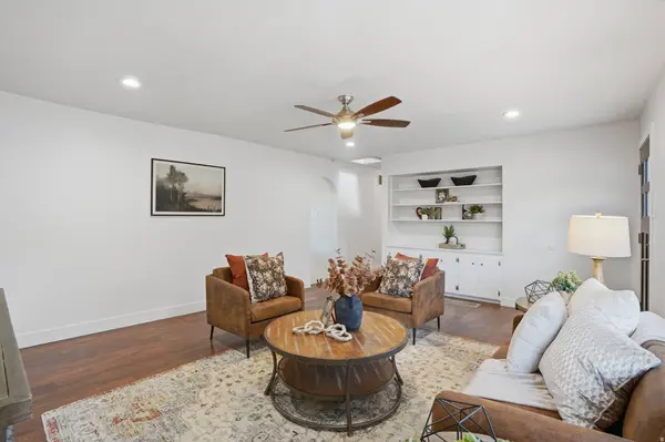 6889 S VILLAGE RD E, Cottonwood Heights, UT 84121