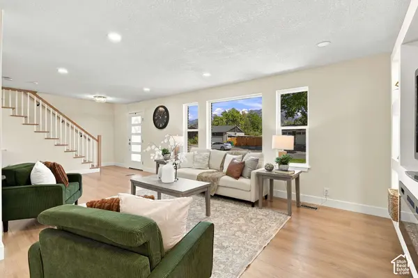 10866 S SAVANNAH DR, Sandy, UT 84094