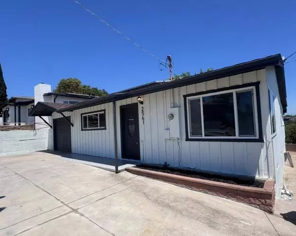 2541 Roseview PL, San Diego, CA 92105