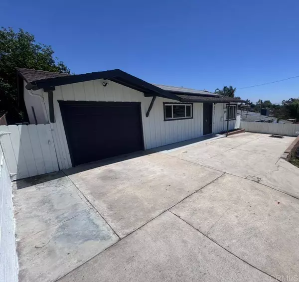 2541 Roseview PL, San Diego, CA 92105