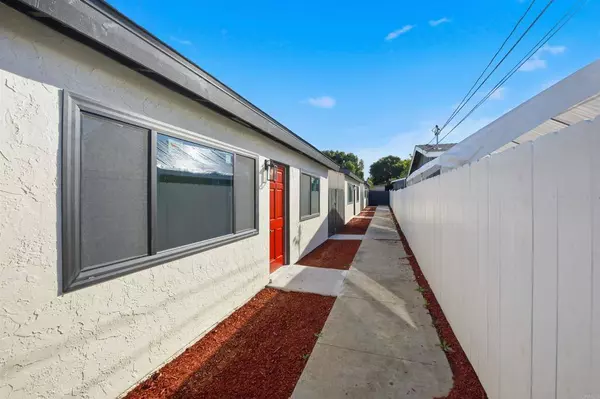 1877 Donax AVE, San Diego, CA 92154