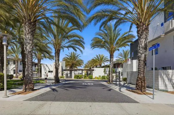 2055 Foxtrot Loop #1, Chula Vista, CA 91915
