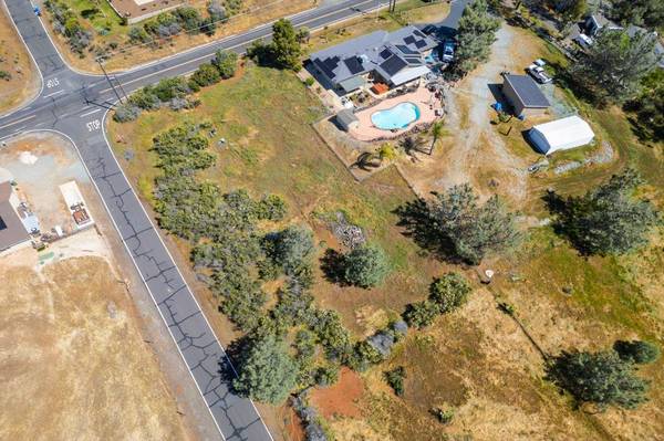6231 Treosti PL, Valley Springs, CA 95252