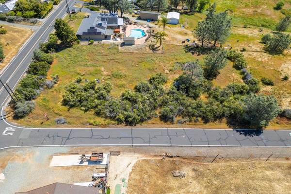 6231 Treosti PL, Valley Springs, CA 95252