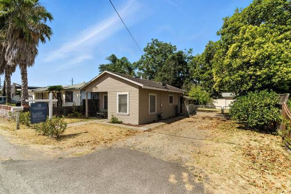 1825 N Filbert ST, Stockton, CA 95205