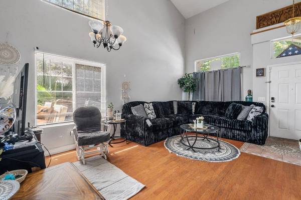 1422 Greenwillow WAY, Tracy, CA 95376