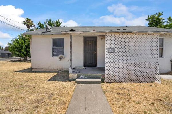 1368 N Newport AVE, Stockton, CA 95205