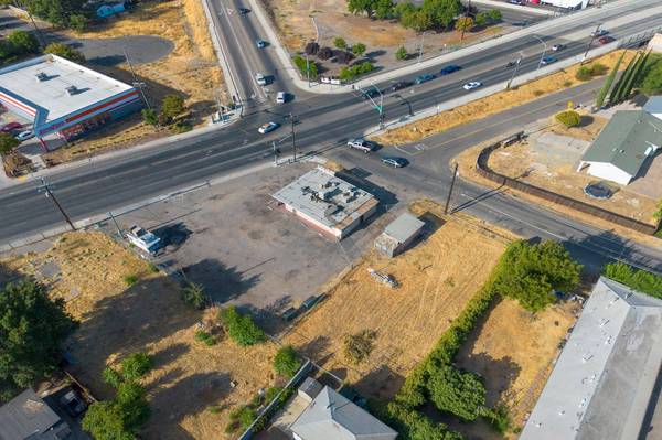 3801 E Main ST, Stockton, CA 95215