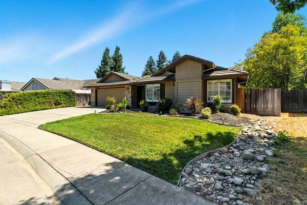 663 Canyon Creek WAY, Galt, CA 95632