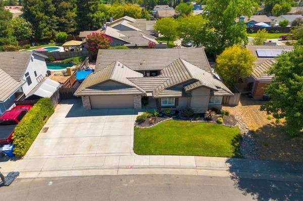 663 Canyon Creek WAY, Galt, CA 95632
