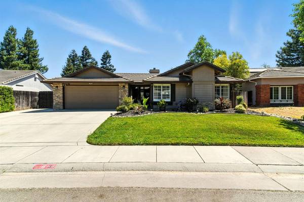 663 Canyon Creek WAY, Galt, CA 95632