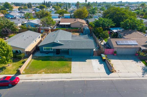 16280 Julie LN, Lathrop, CA 95330