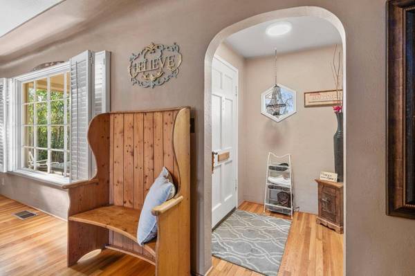 412 N Santa Cruz AVE, Modesto, CA 95354