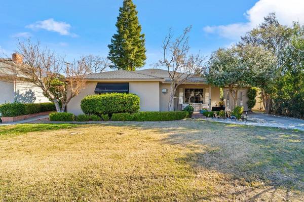 412 N Santa Cruz AVE, Modesto, CA 95354