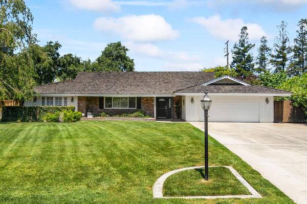 2433 Broadridge WAY, Stockton, CA 95209
