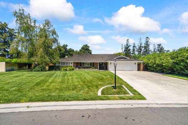 2433 Broadridge WAY, Stockton, CA 95209