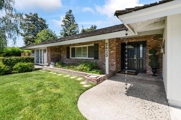 2433 Broadridge WAY, Stockton, CA 95209