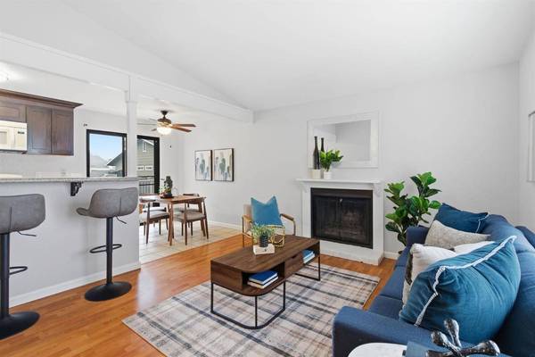 2524 Winchester DR #10, Lodi, CA 95240
