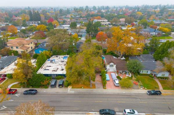 1147 N Country Club BLVD, Stockton, CA 95204