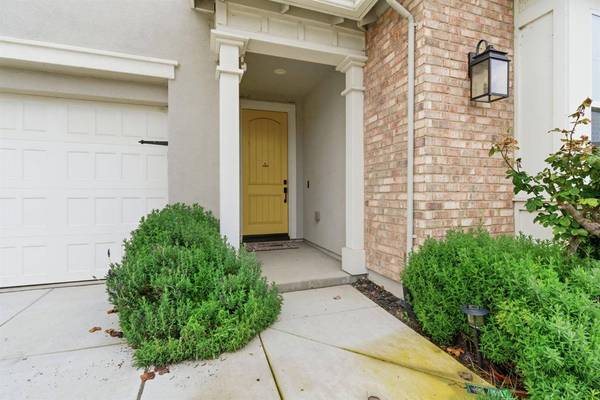 10922 Shadowport CT, Stockton, CA 95219