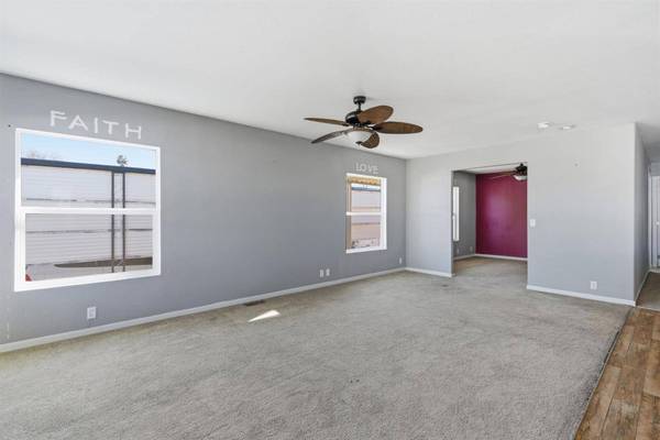 8600 West Lane #172, Stockton, CA 95210