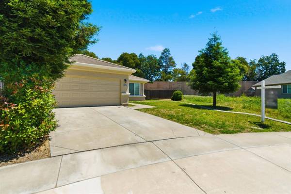 4318 Highbridge LN, Stockton, CA 95206