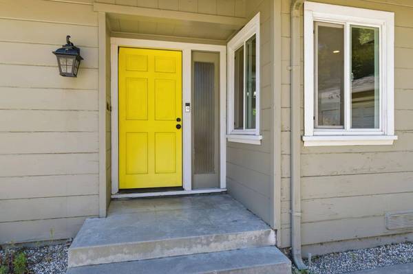 1176 W Mendocino AVE, Stockton, CA 95204