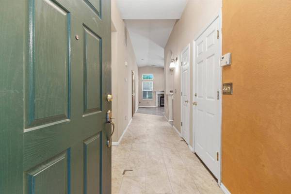 442 Hummingbird DR, Lodi, CA 95240