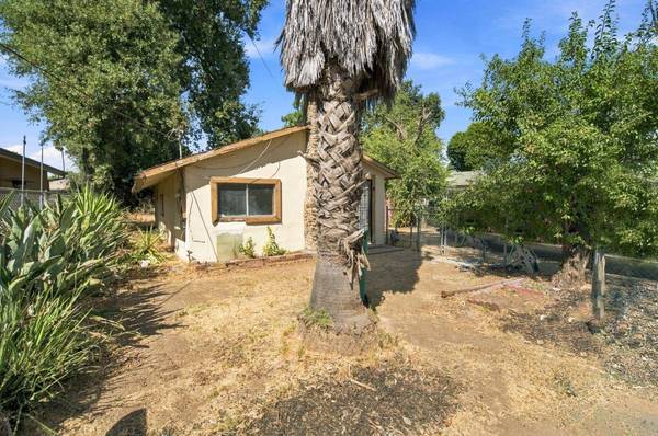 1827 N Sutro AVE, Stockton, CA 95205