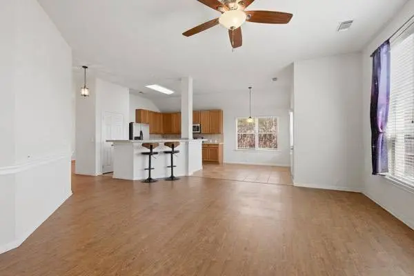 2607 Sun Cove LN, Pearland, TX 77584