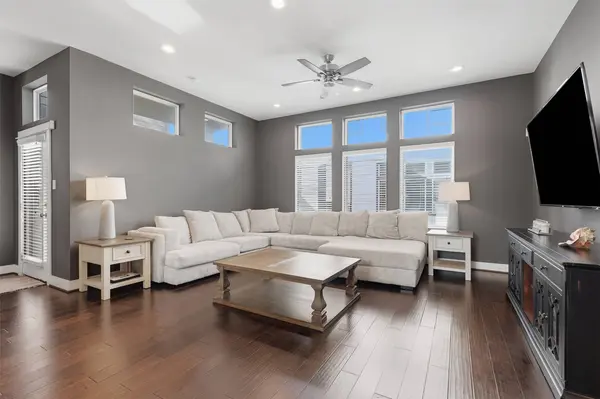 728 W Donovan ST, Houston, TX 77091