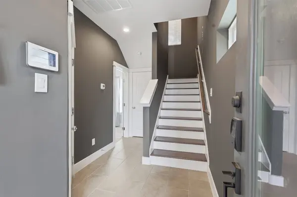 728 W Donovan ST, Houston, TX 77091