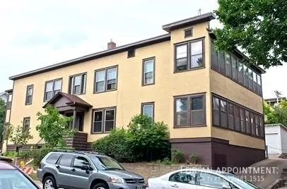 2005 Garfield Ave #4, Minneapolis, MN 55405-3251