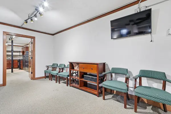 2545 Garfield Ave #1, Minneapolis, MN 55405-3316