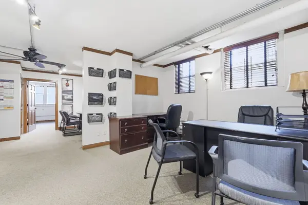 2545 Garfield Ave #1, Minneapolis, MN 55405-3316