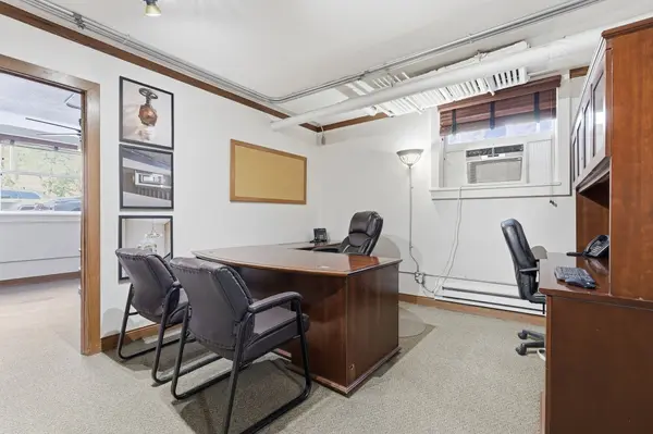 2545 Garfield Ave #1, Minneapolis, MN 55405-3316