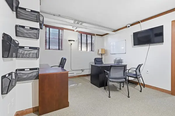 2545 Garfield Ave #1, Minneapolis, MN 55405-3316
